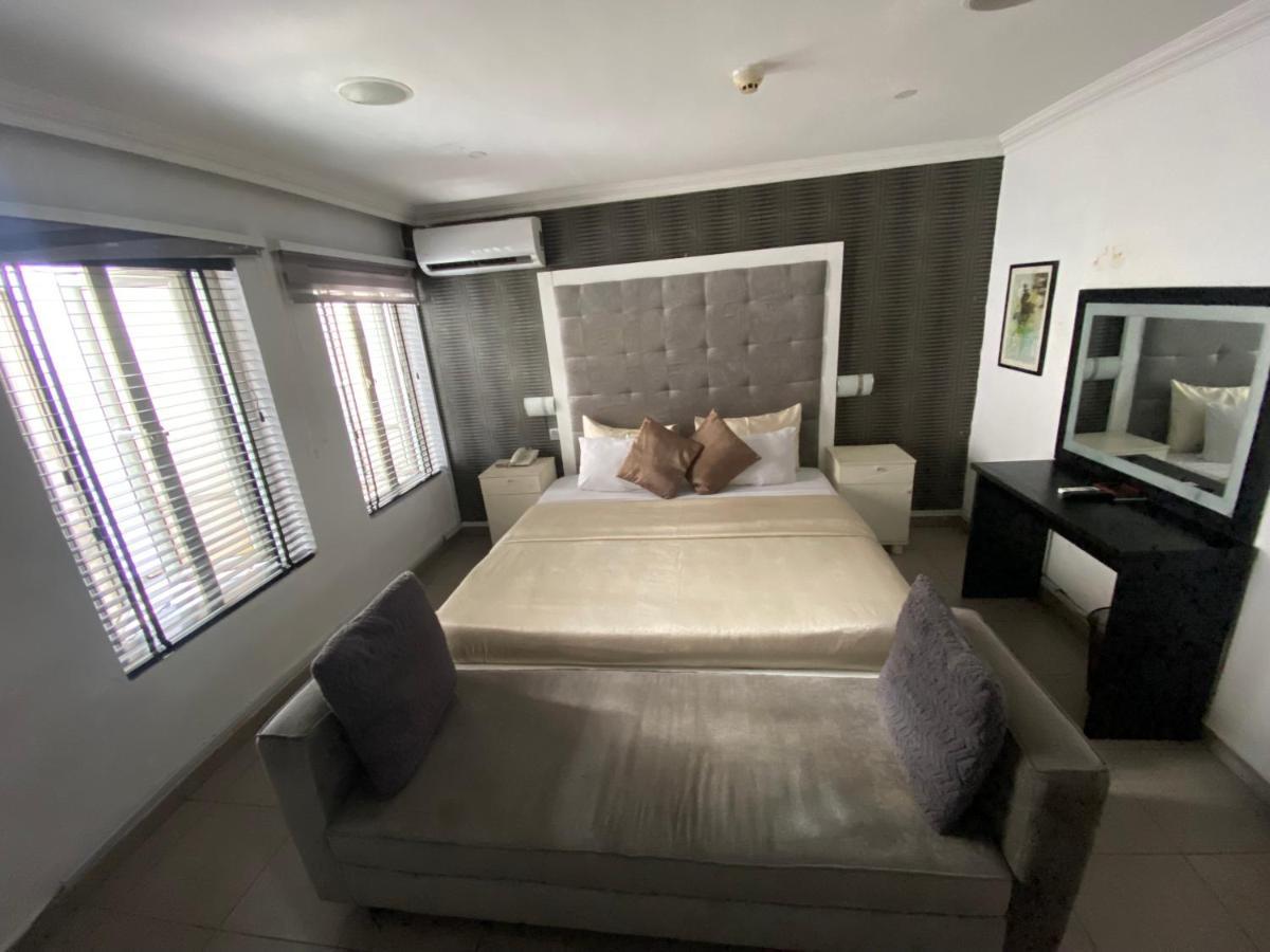 לגוס Angel Hotel מראה חיצוני תמונה