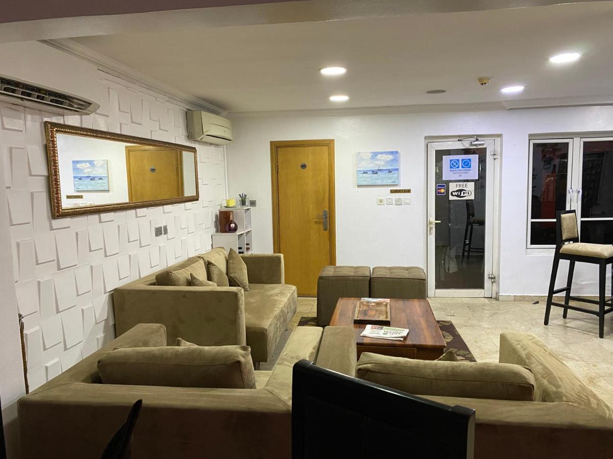 לגוס Angel Hotel מראה חיצוני תמונה