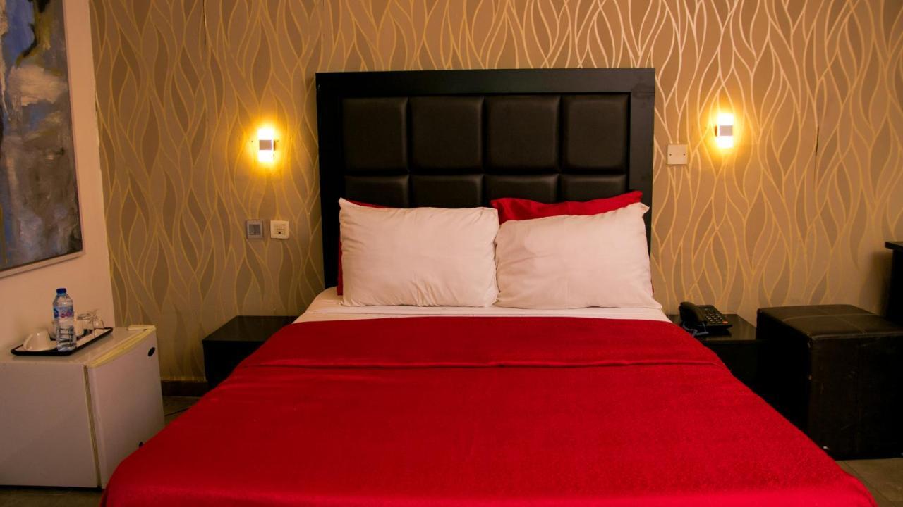 לגוס Angel Hotel מראה חיצוני תמונה